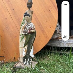 Vintage Asian-Inspired Lamp with Figurine
